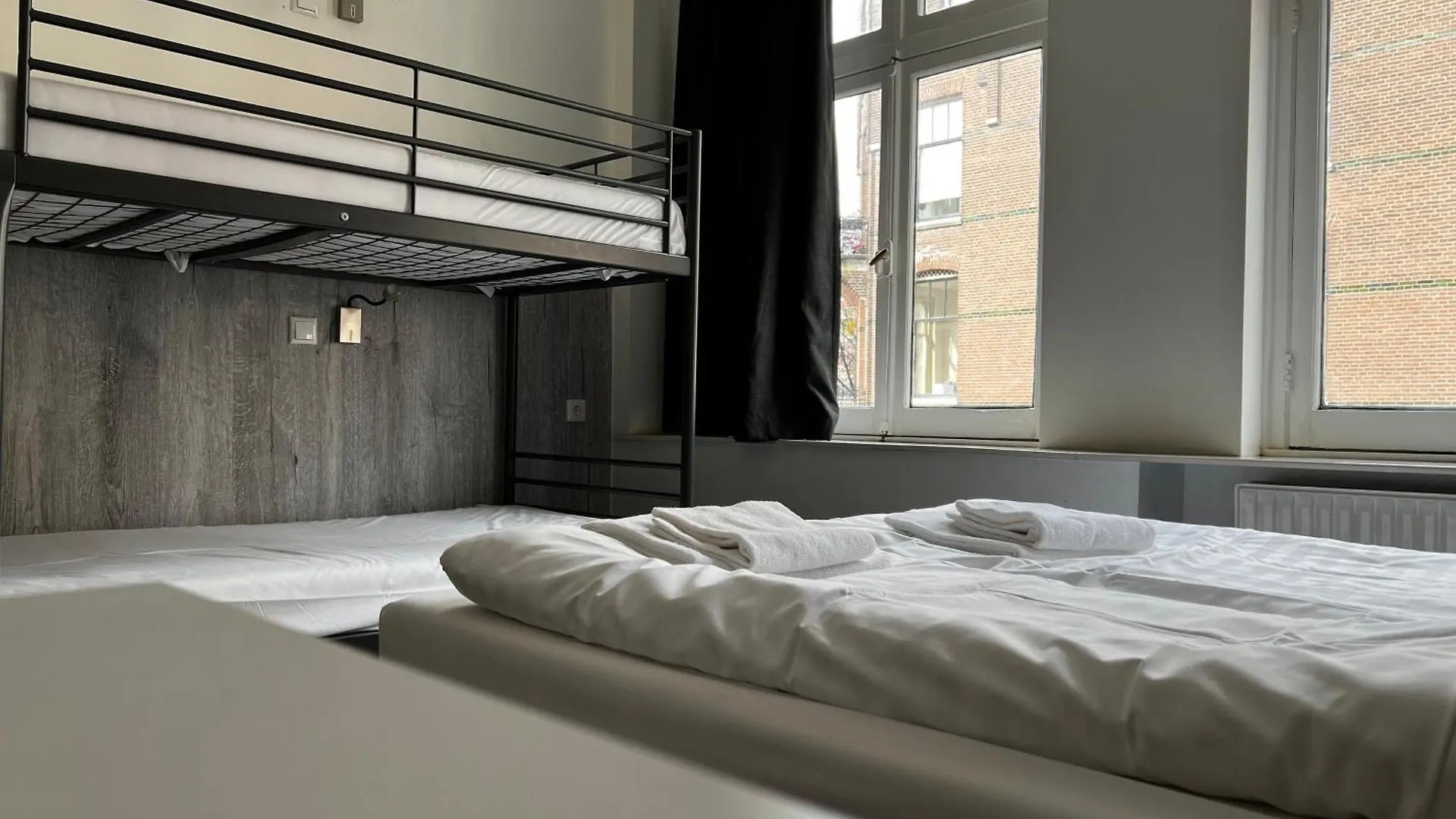 Budget Trianon Hotel Amsterdam Netherlands